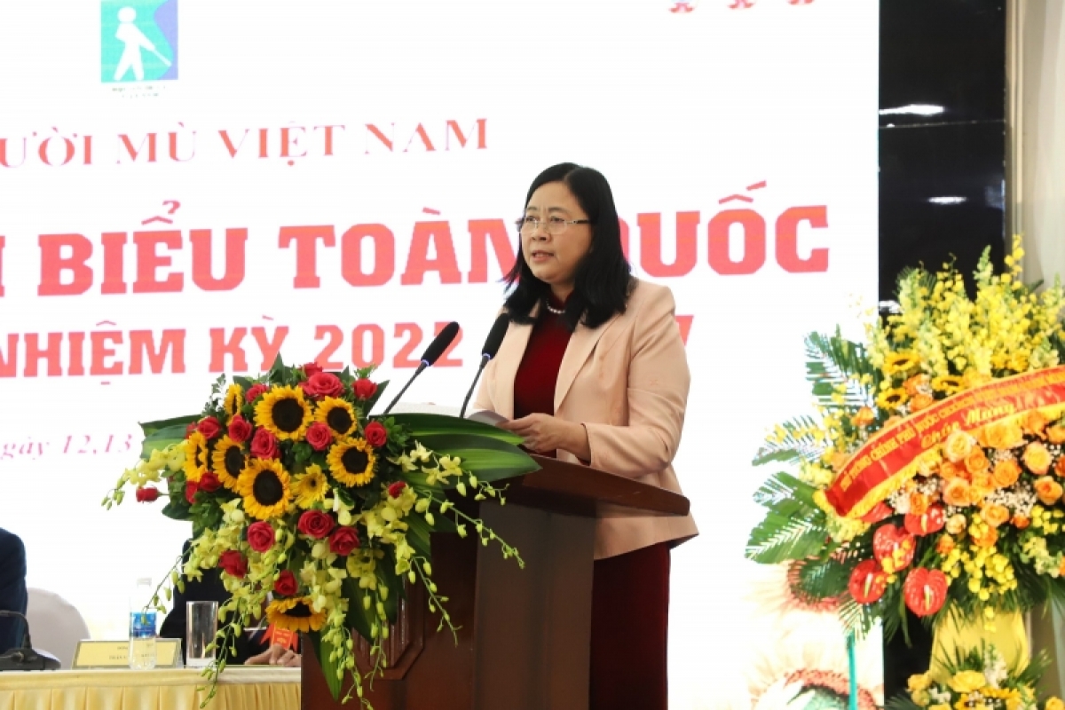 Kwang atbồ Ƀan Zân vận Dà lơgar mò Bùi Thị Minh Hoài geh jơnau đơs tàm pơrjum dờng