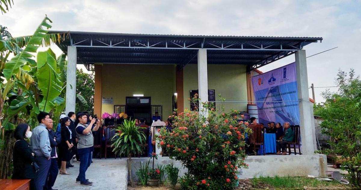 Cha nụp: Nhandan.vn