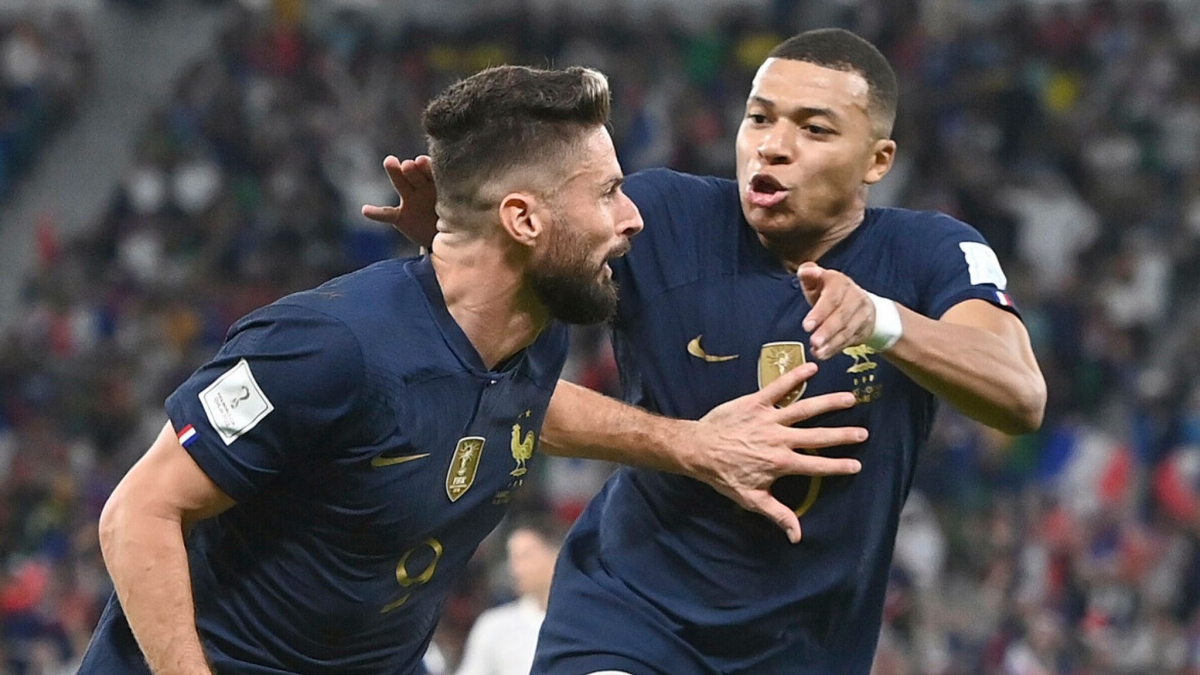 Mbappe và Giroud, 2 cầu thủ lập công cho đội tuyển Pháp