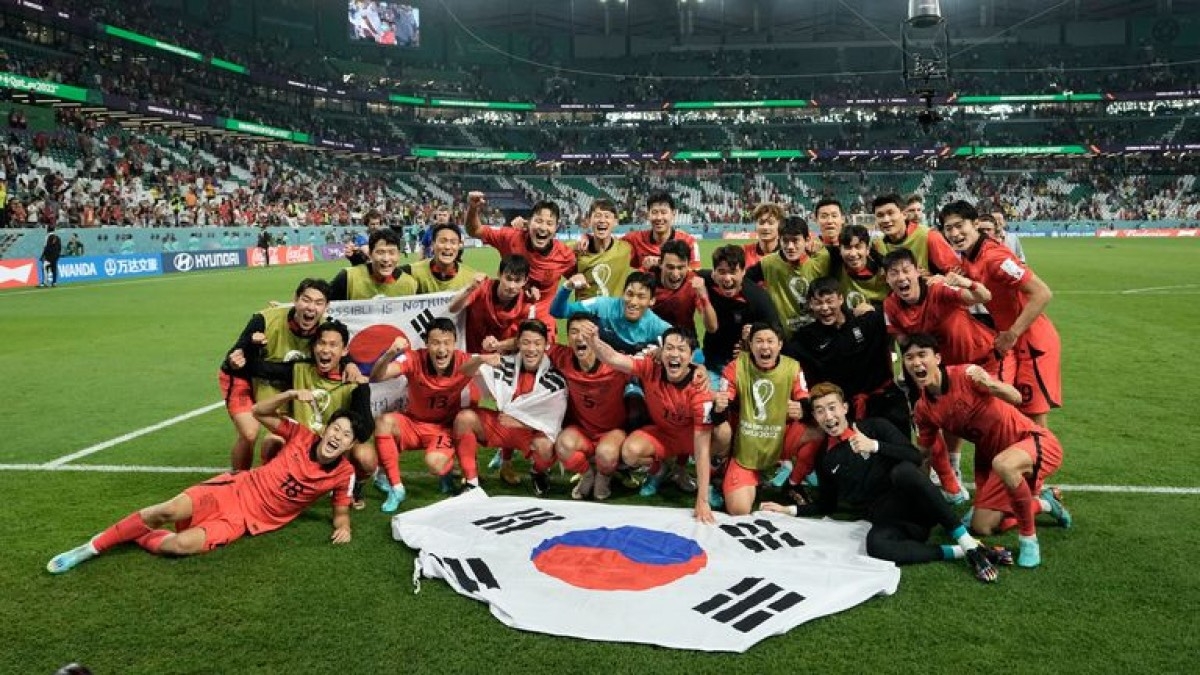 Nhật bản lâng Hàn Quốc năc đá lâng k'bhuh bóng k'rơ bhlầng đhị đhiêr 1/8 moọt ha dưm đâu