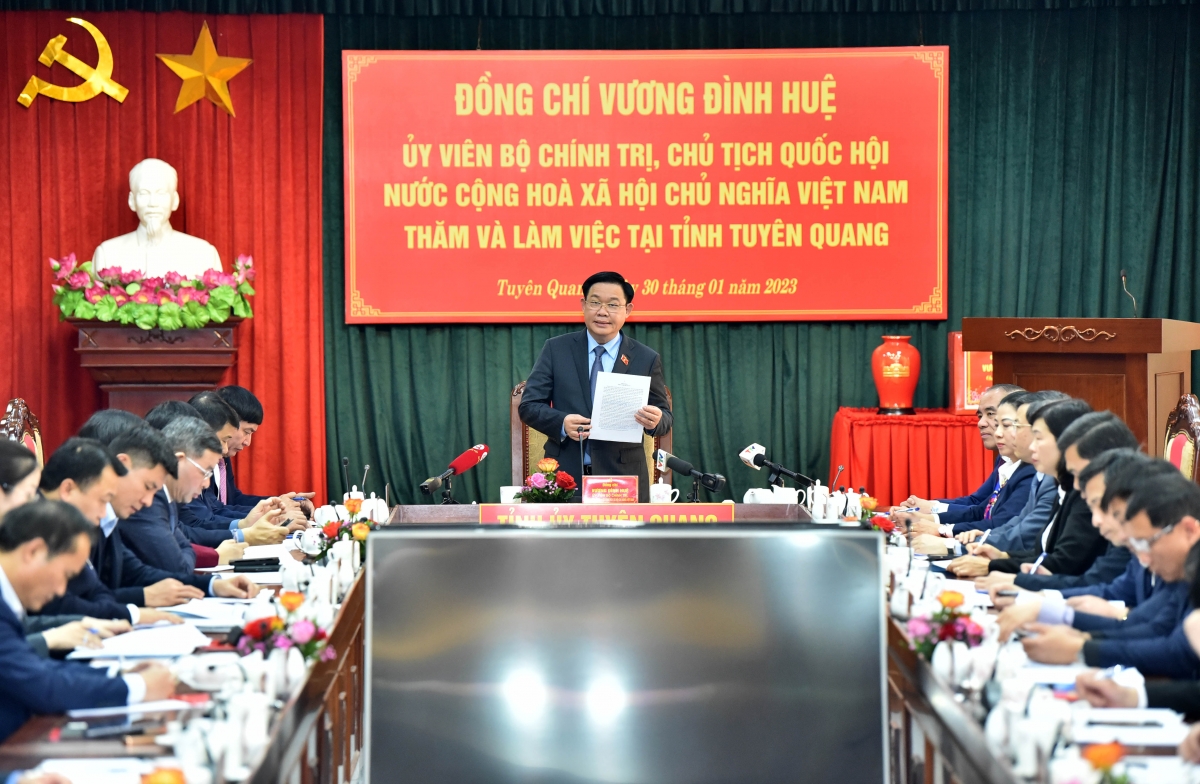 Kruanh Quốc hội pah đah rđau kan n’gor Tuyên Quang