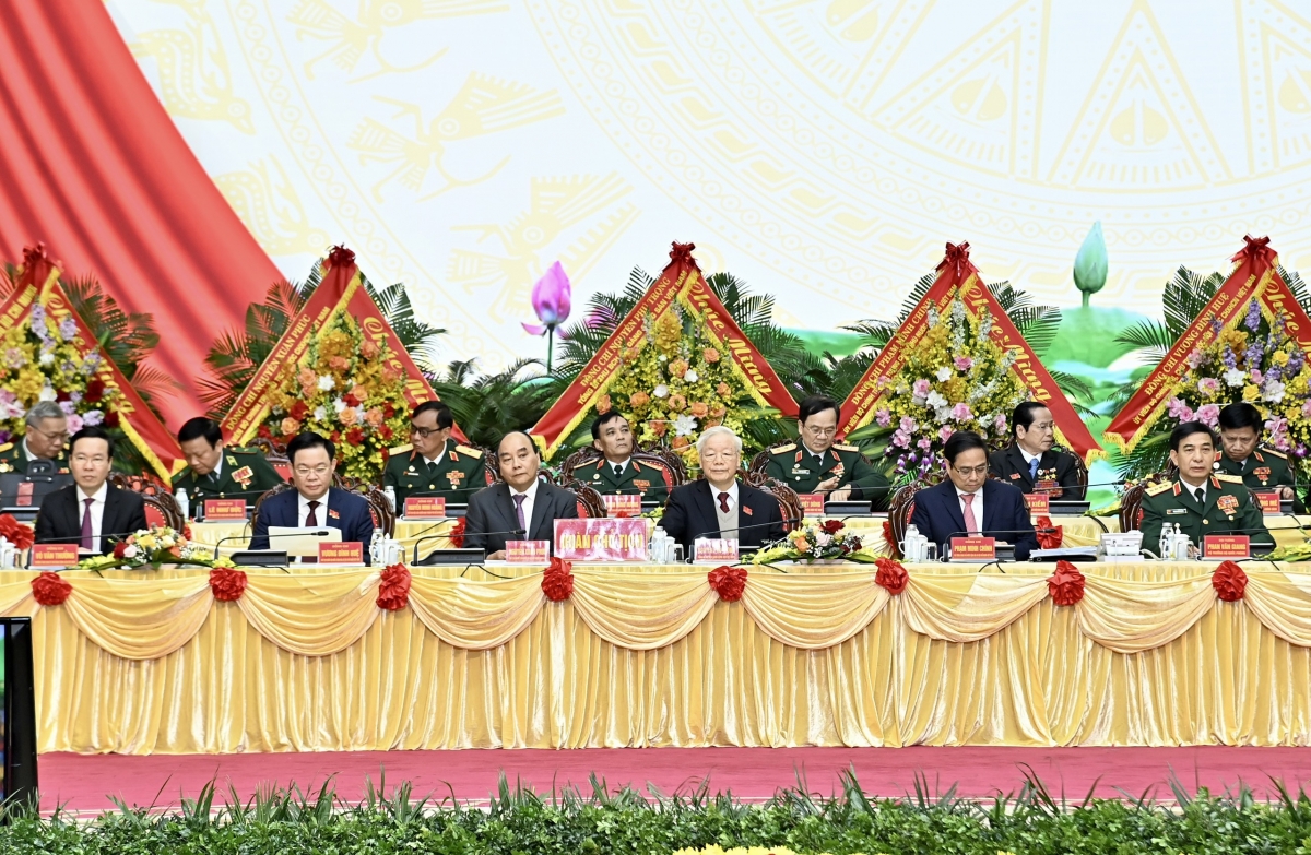 
Ƀing khua mua pơprong mơng Ping gah, Kơnuk kơna hrŏm hăng khua apăn akŏ