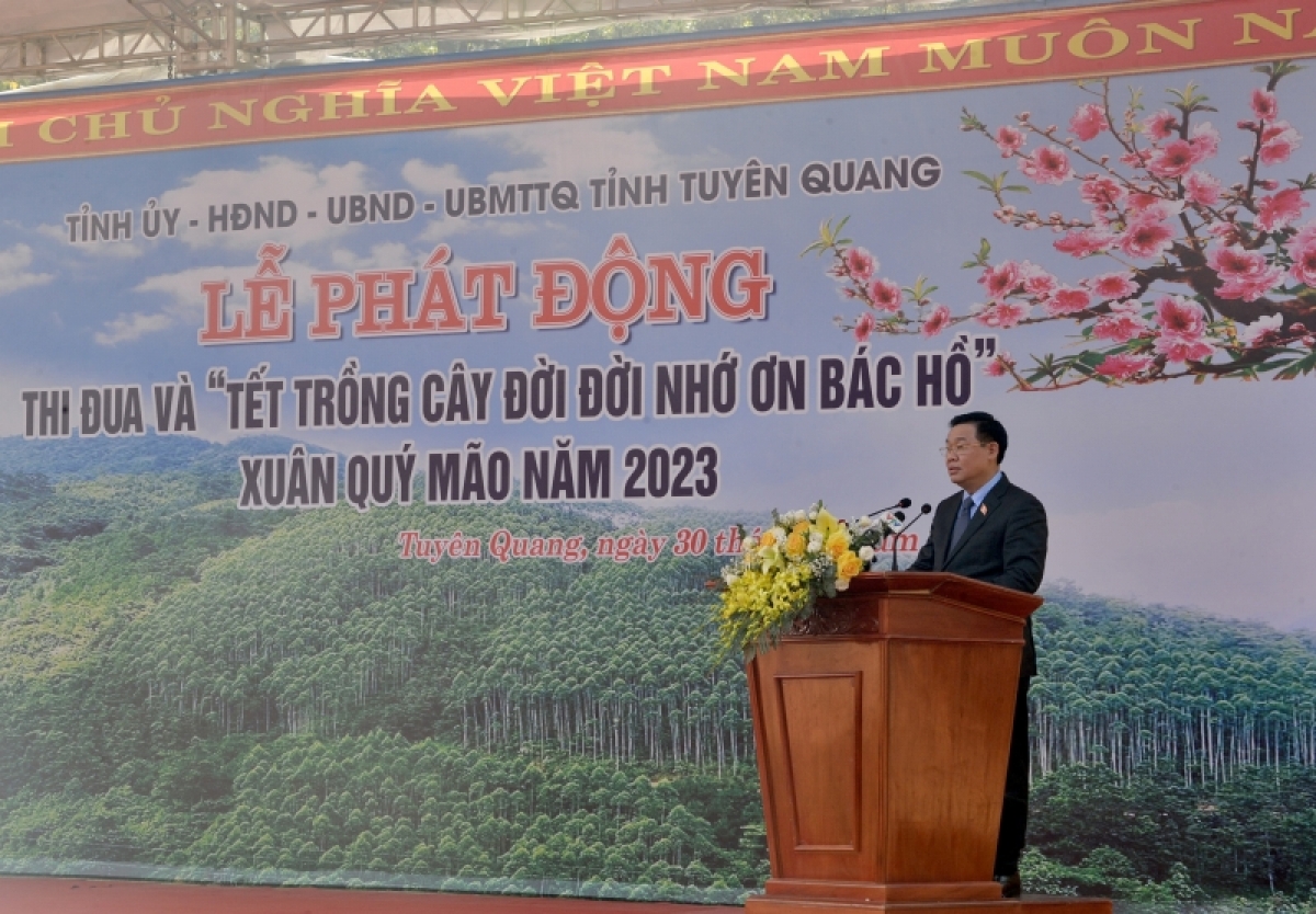 Củ tịc Quôk hội đơs tàm dơ̆ lam lơh “Sa tềp tam chi” sơnam pa Quý Mão