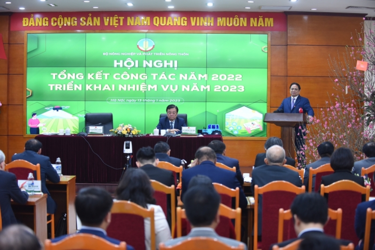 
Pôa Phạm Minh Chính, Ngế pro xiâm hnê ngăn tơnêi têa tơpui a roh hôp