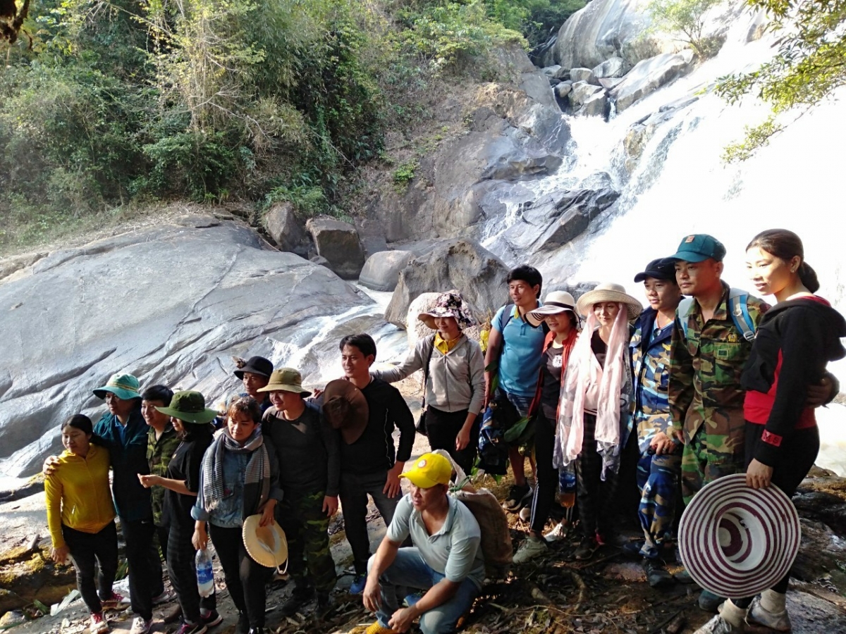 

Nâm Nung ai hên tíu ki lĕm krip vâ râng chêng tơmối ối ‘nôi