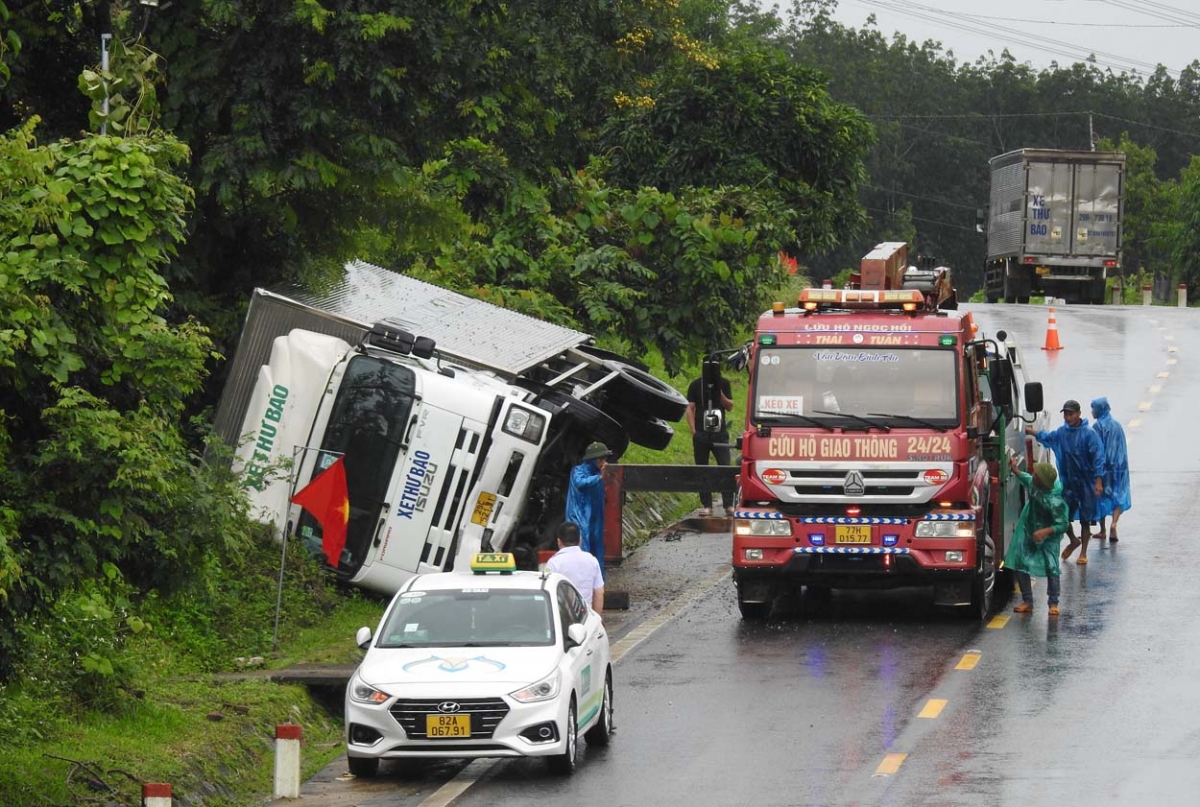 
 Anih rơdêh blư̆ amăng jơlan Hồ Chí Minh ară găn nao să Đăk Nông, tơring glông Ngọc Hồi, tơring čar Kon Tum