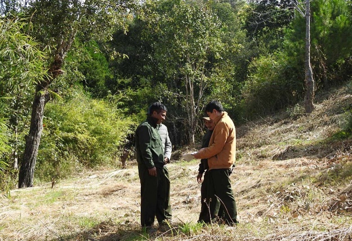 Uănh nđôi trong kan njrăng n’gang ŭnh sa bri ta nkuăl Kon Rẫy