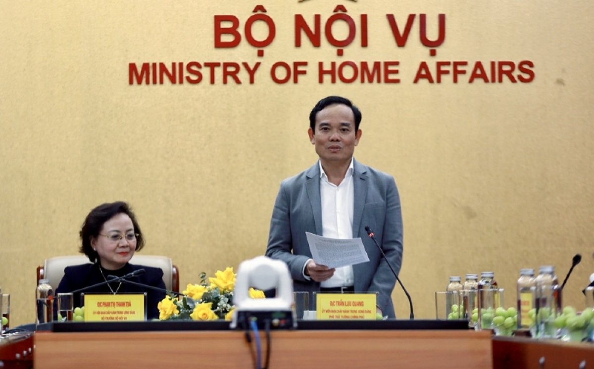 Phó Thủ tướng ồng Trần Lưu Quang đơs tàm dơ̆ pơrjum