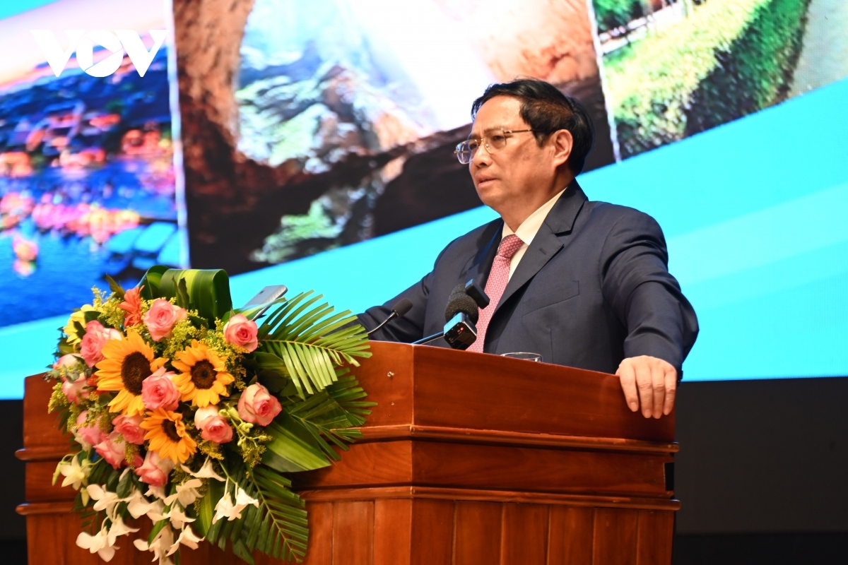 
Khua dêh čar Phạm Minh Chính črâo ba amăng mông Jơnum