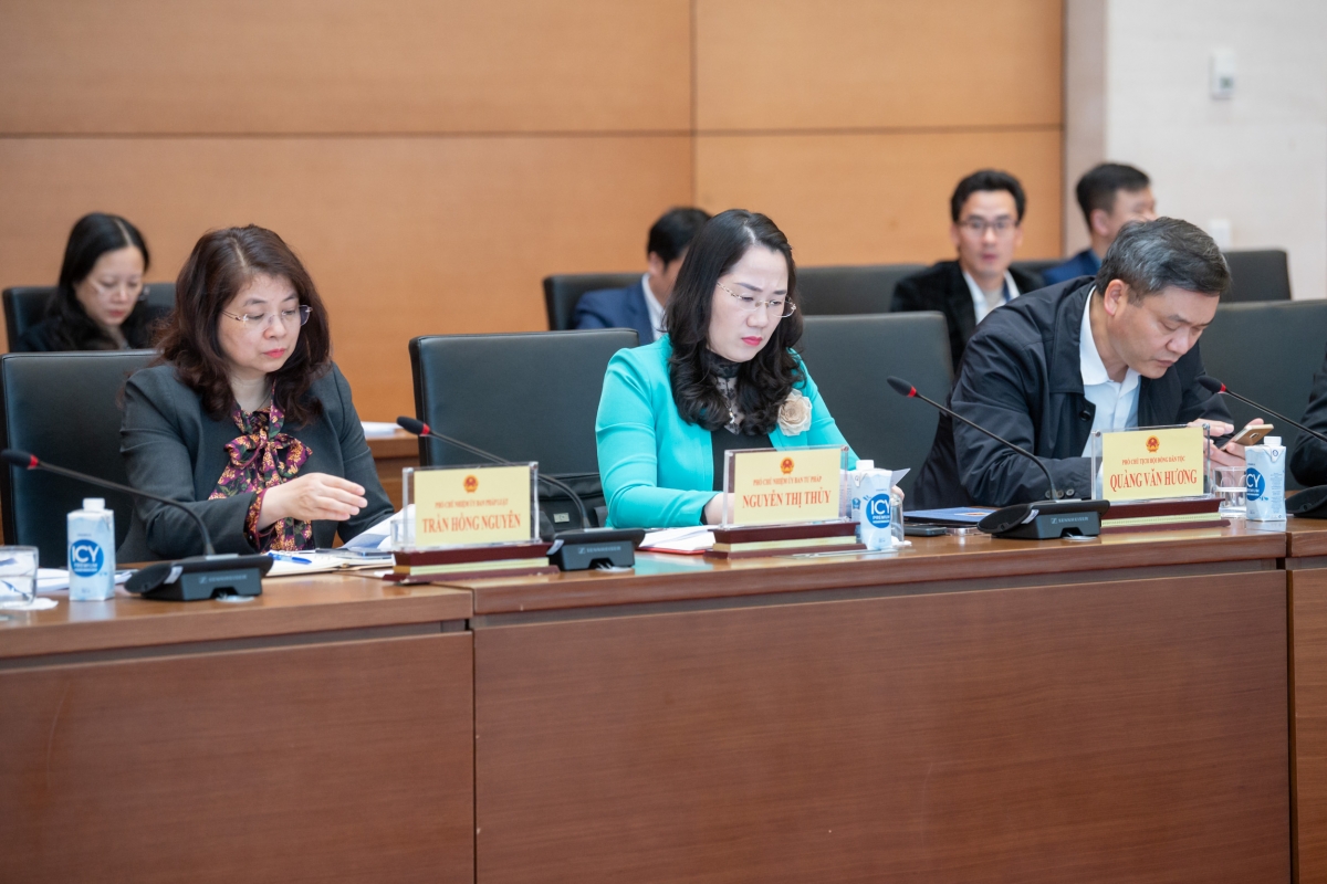 Cha nụp: Quochoi.vn