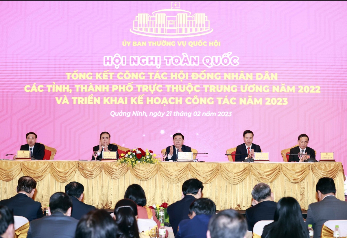 (Cha nup:Quochoi.vn)