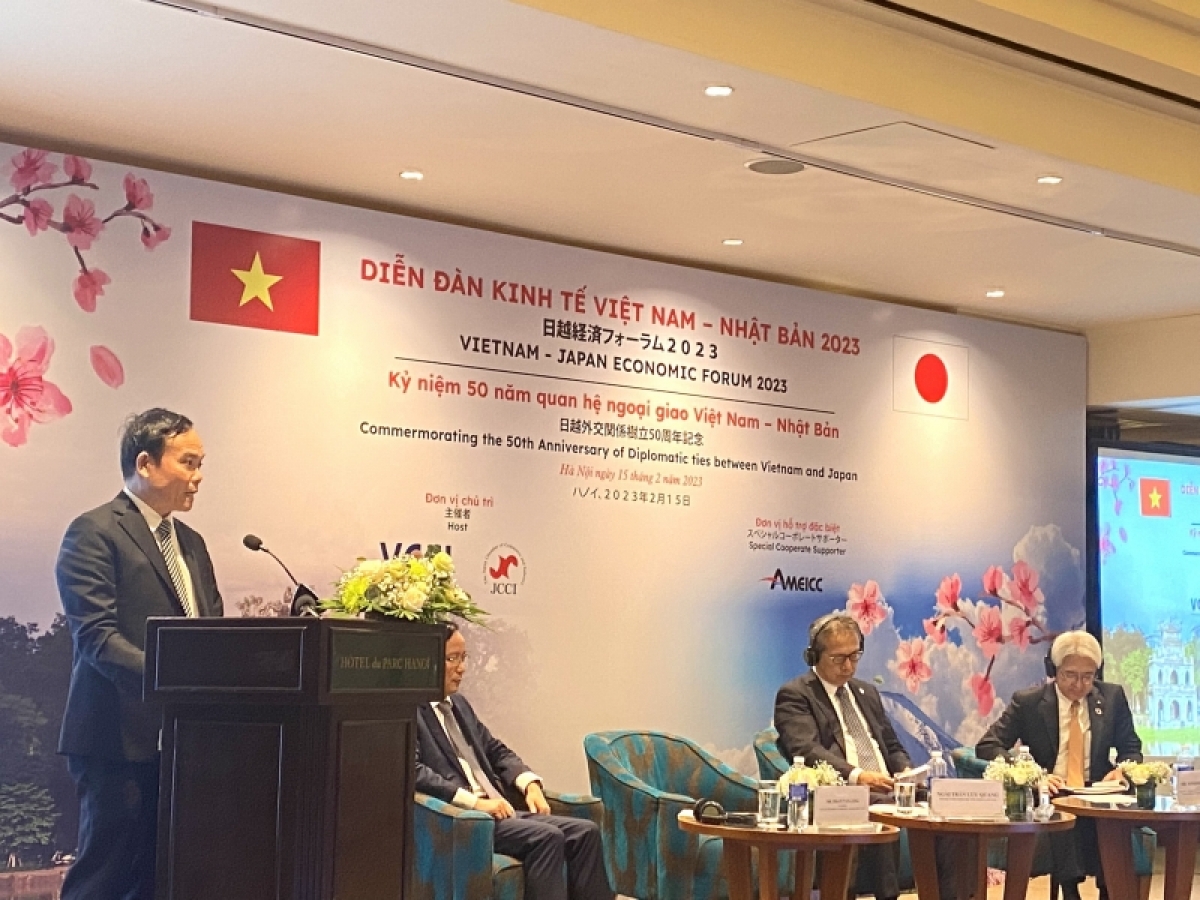 Phó Thủ tướng ồng Trần Lưu Quang đơs tàm dơ̆ cribơyai