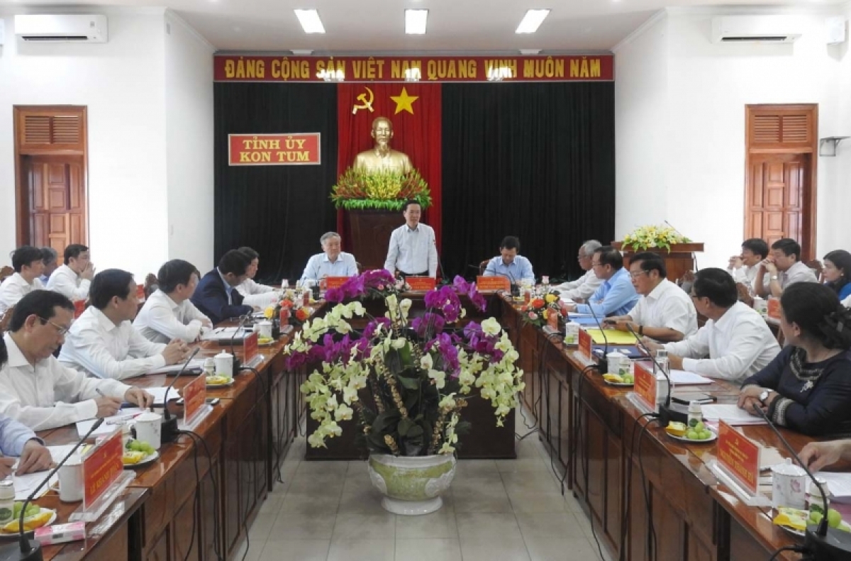 Mông jơnum mă bruă hăng abih bang