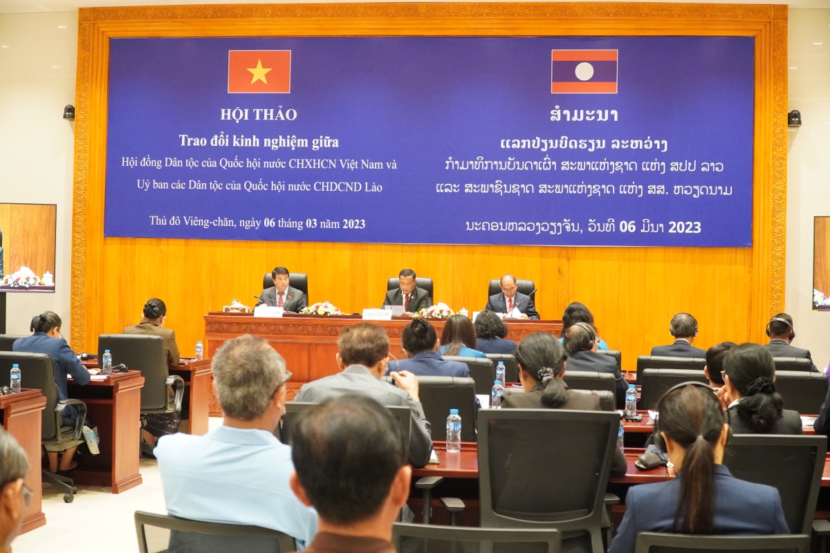 Hội đồng Zân tộk Quốk hội lơgar Việt Nam mờ Ủy ƀan Ală kòn cau Quốk hội lơgar Lào cri bơyai broă mờng chài bè broă kòn cau