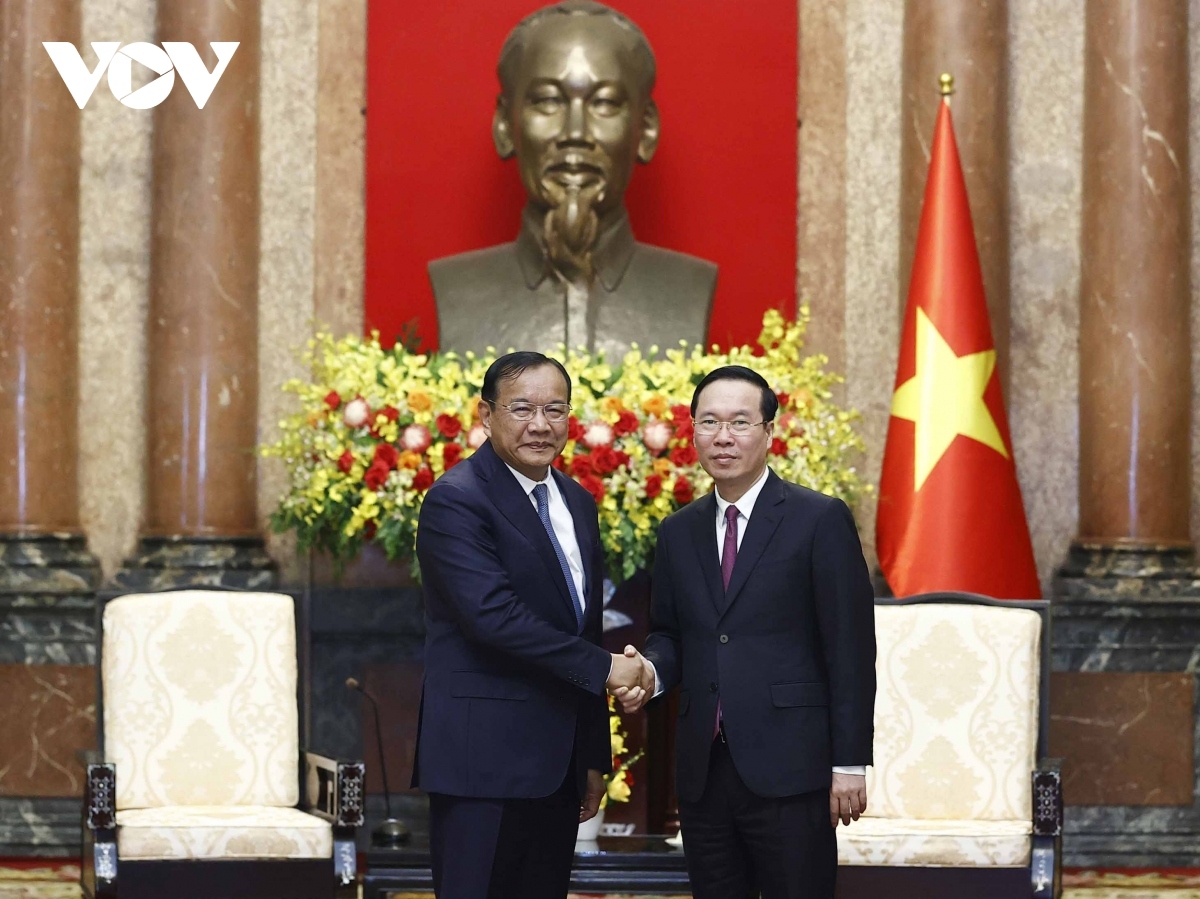 
Khua mir sir ơi Võ Văn Thưởng tŭ jum Kơ-iăng khua dêh čar, Khua ding jum pơtom hiăp hăng ngă hrŏm jar kmar Kur