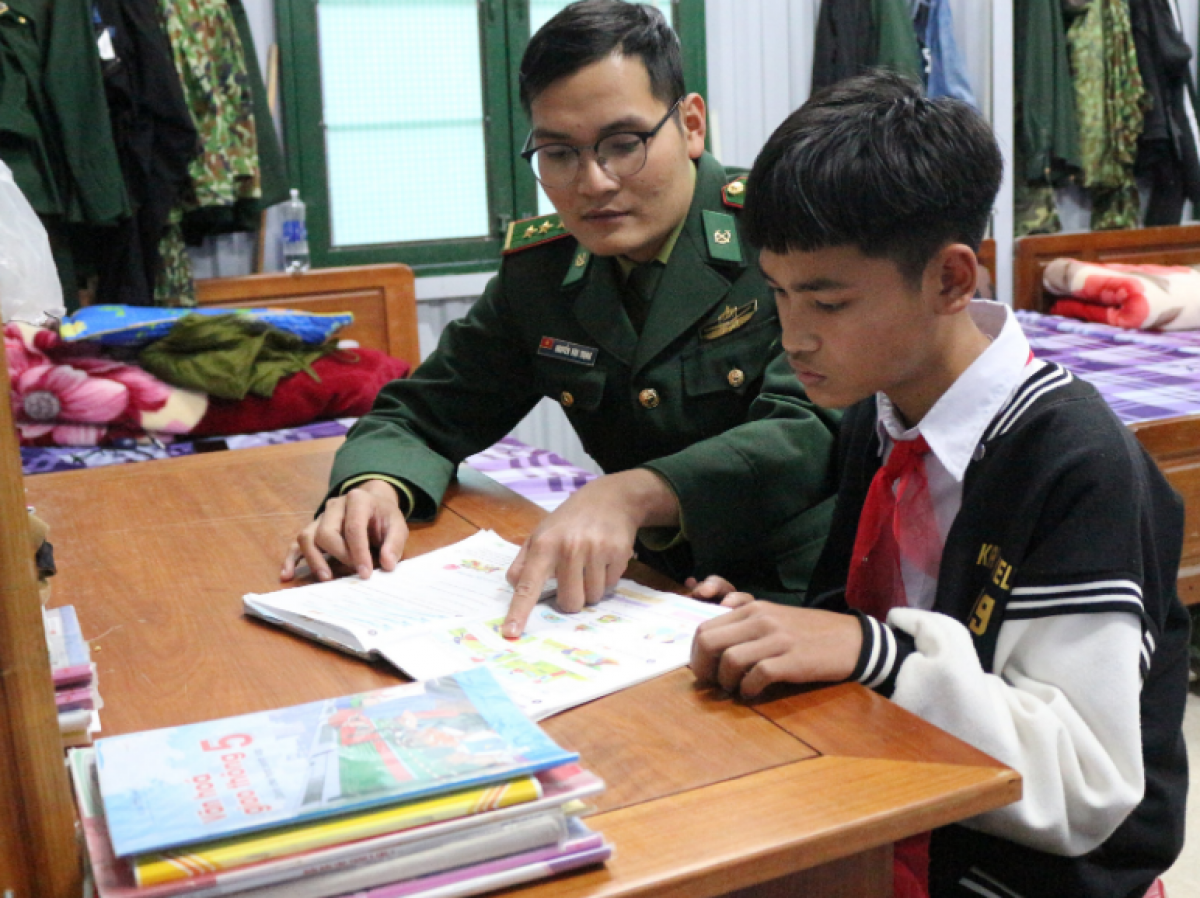 
Clâu Ân dưi hmâo mơnuih apăn bruă tơhan, ling tơhan Puih kơđông pơgang guai dêh čar A Xan čơkă rông ba