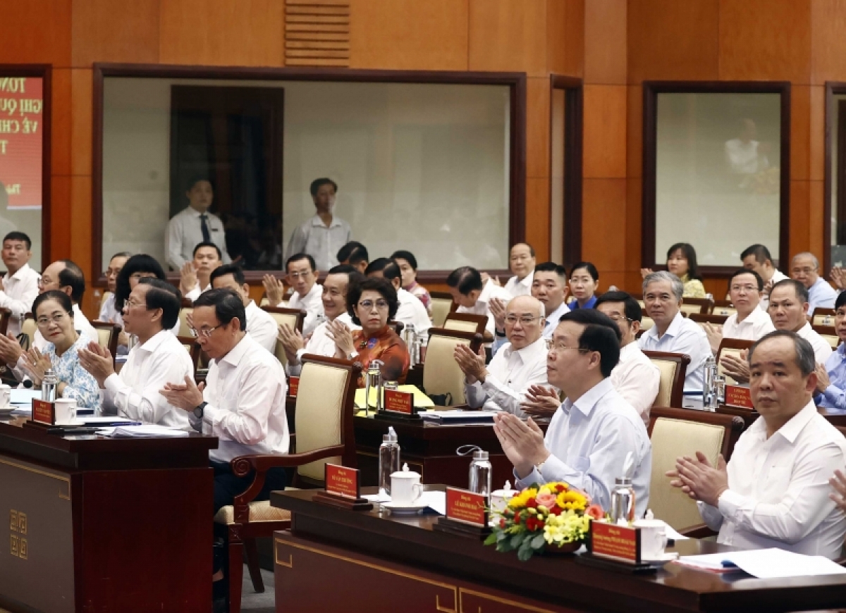 Anih bơyai lơh dơ̆ pơrjum