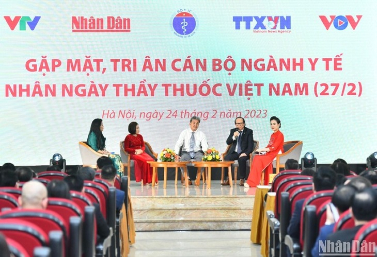 
Rơtâ tâ tá rôh hôp tơpui tơno ‘’Tơdroăng mơ-eăm xuá ivá kuăn pơlê”