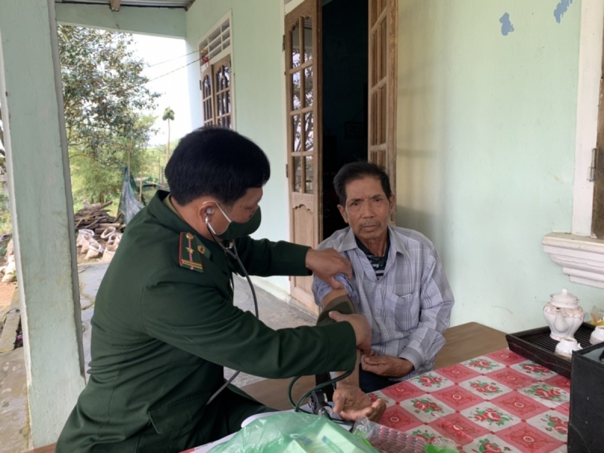 
Ling tơhan pơgang guai dêh čar Thừa Thiên Huế pel ĕp, pha brơi ia jrao kơ neh wa ƀơi tơring glông A Lưới