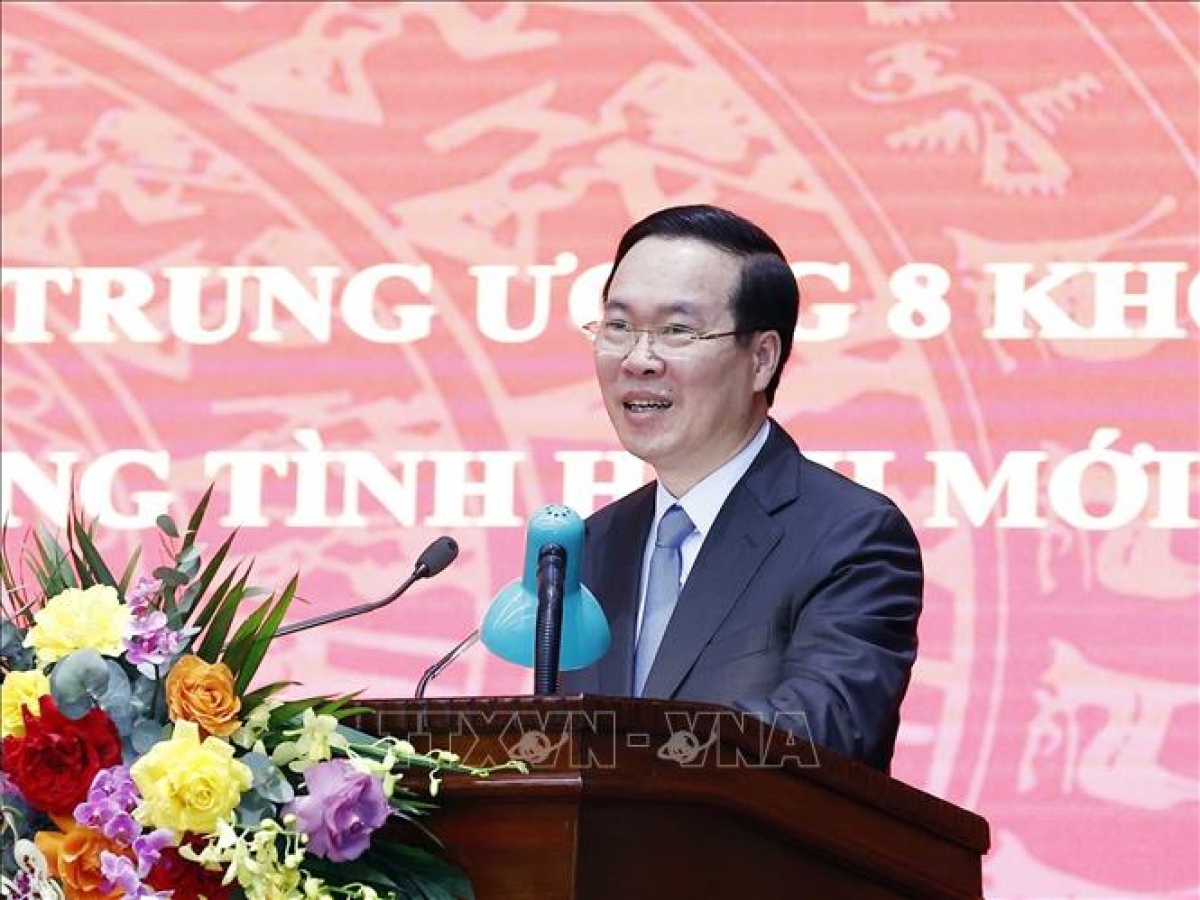 Củ tịc lơgar ồng Võ Văn Thưởng đơs đơng lam pơrjum