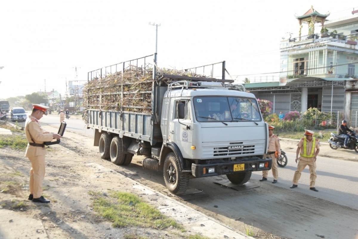 
Khul jang kơpal tơlĕch chă hơlen gre chơ kơtao trăp hloh pơkăp