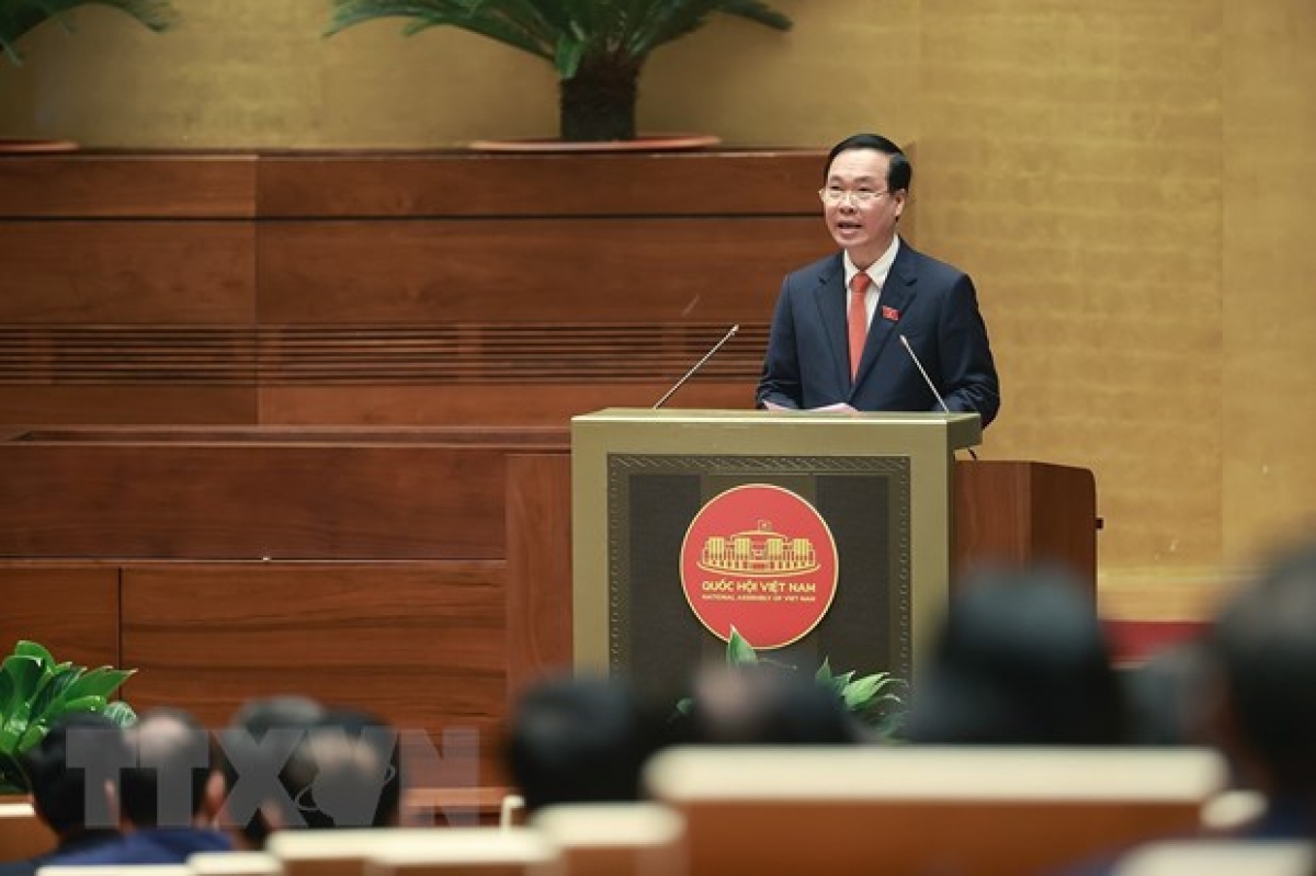 Củ tịc lơgar ồng Võ Văn Thưởng đơs tàm dơ̆ guh at gơnoar broă