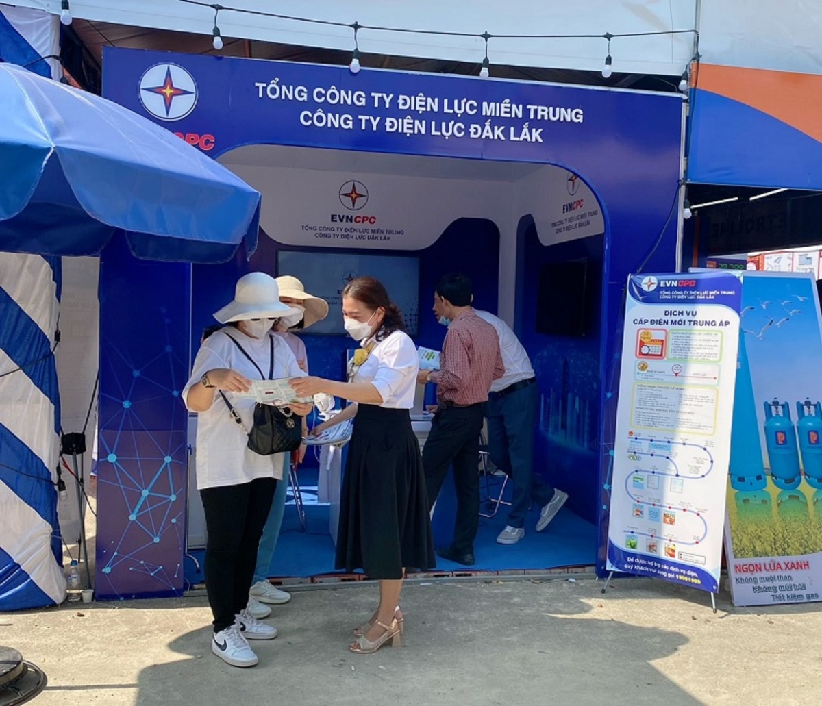 Gah lơh ồs đèng càr Dăk Lăk bơto sồr tềm pềr ồs đèng tàm kàl prang trồ tiah tơngai duh