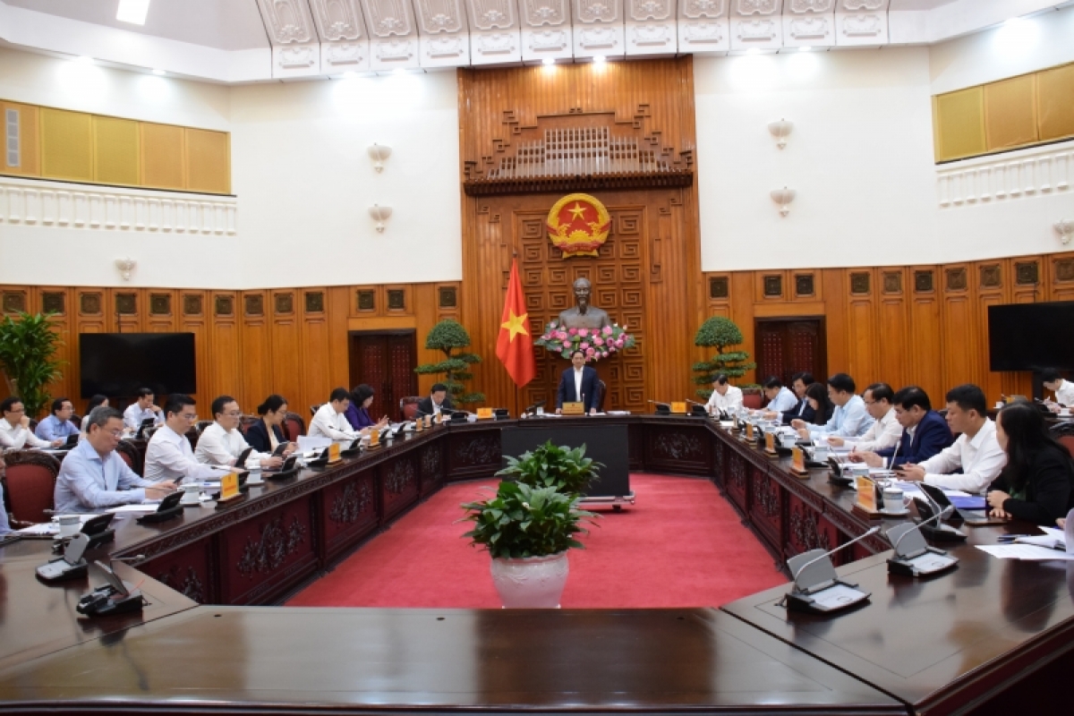 Thủ tướng Cíñ phủ ồng Phạm Minh Chính đơng lam pơrjum