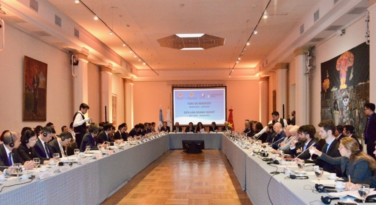 
Hop akŏm mơdro sa VN- Argentina