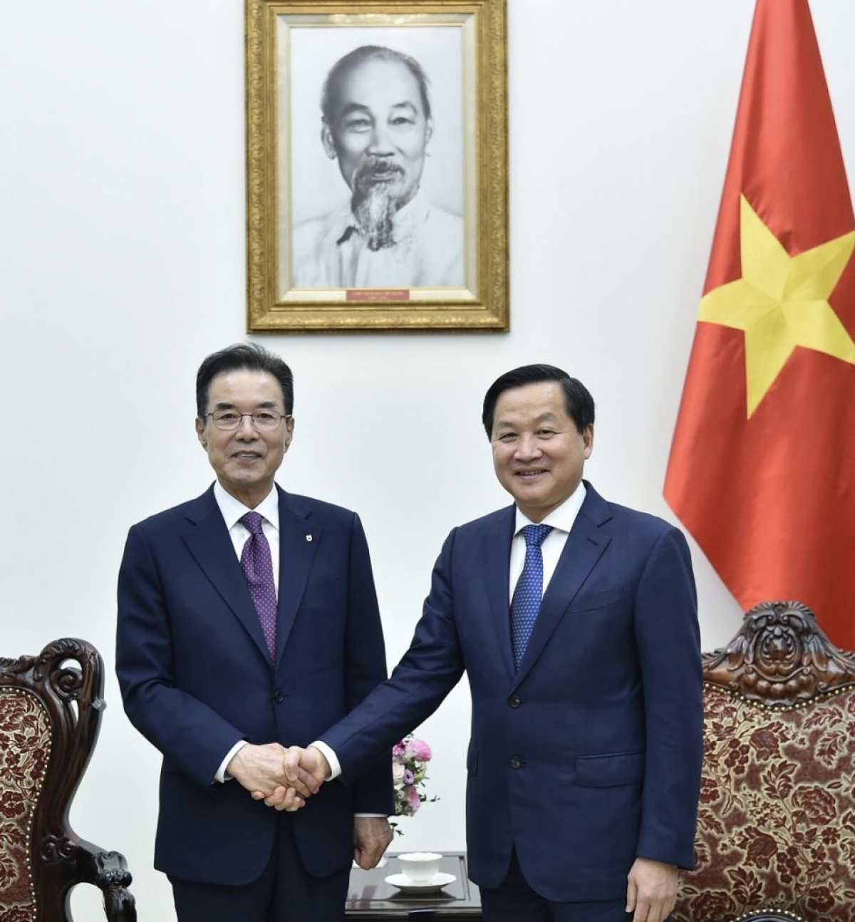 
Phó Thủ tướng Cíñ phủ lơgar Việt Nam ồng Lê Minh Khái kŭp tê ồng Lee Sung Hee, Củ tịc NACF