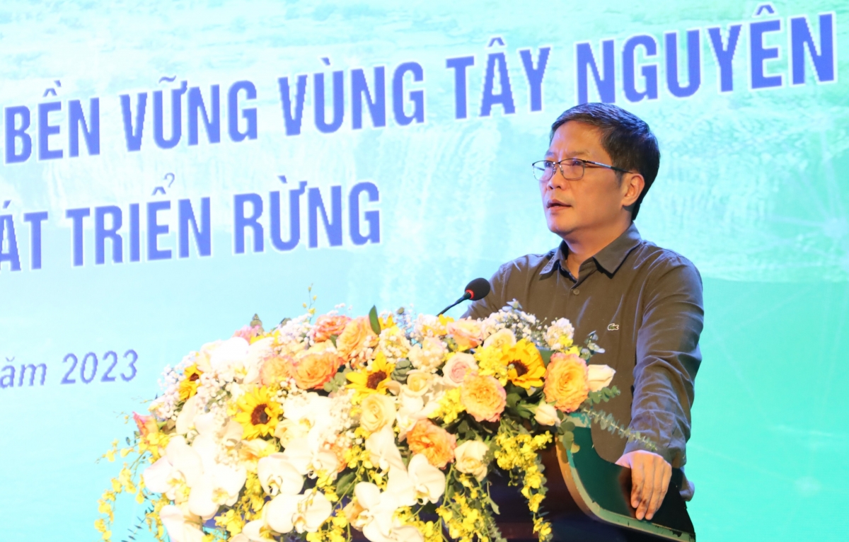 
Ơi Trần Tuấn Anh, Ding kơna Ding jum kơđi čar, Khua Grŭp bơwih ƀong dêh čar pơhiăp amăng mông bơkơtuai