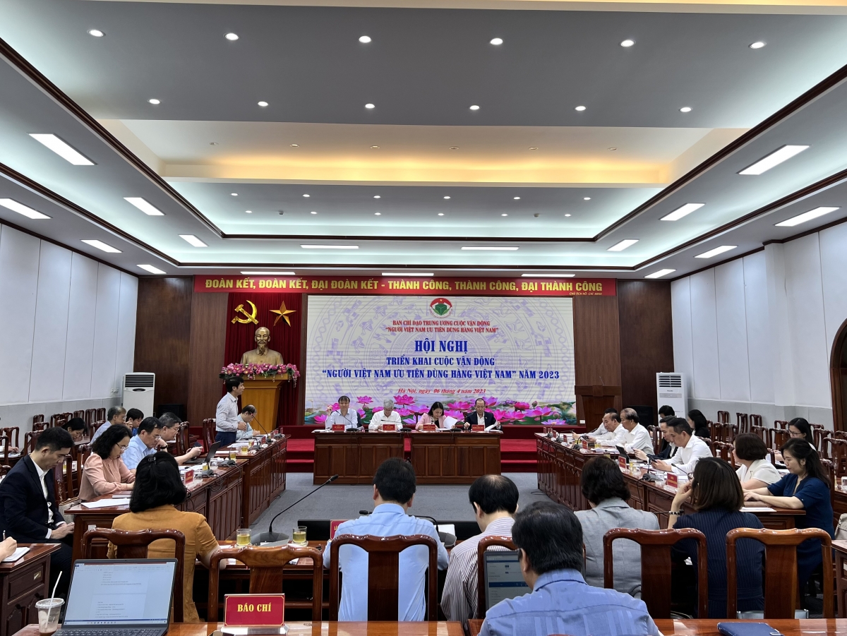 Pơrjum hòi jà lơh jăt dơ̆ lam sồr