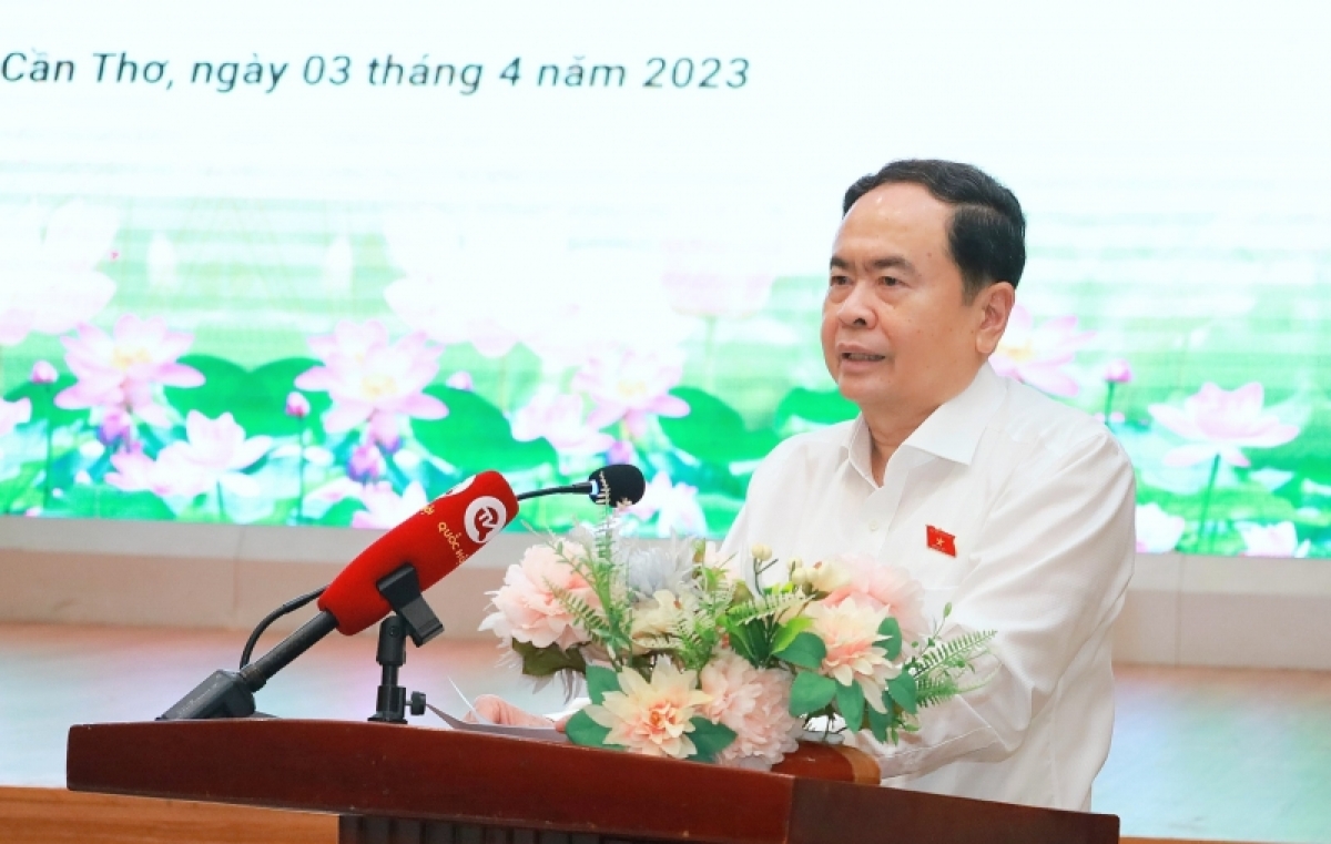 
Pôa Trần Thanh Mẫn, Kăn xiâm phŏ hnê mơhno má môi Kuô̆k hô̆i xông tơpui a roh hôp