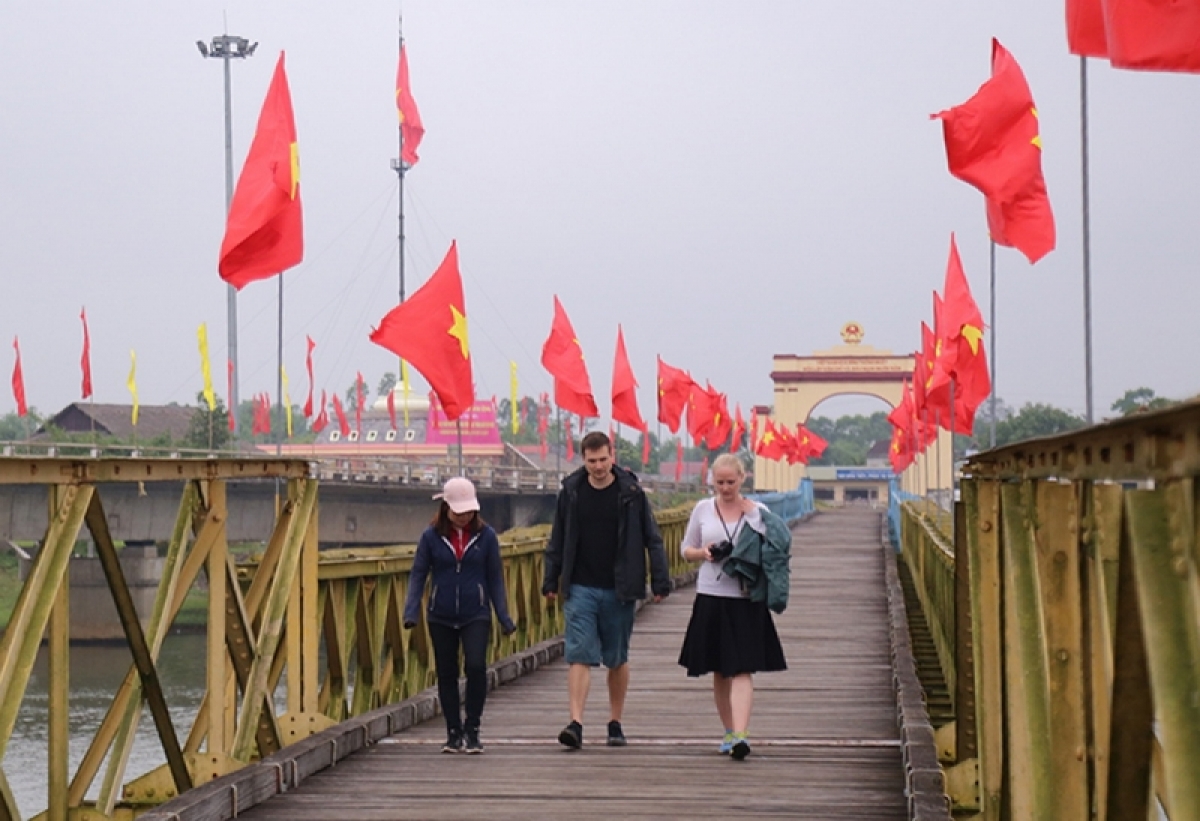 Năch pâl nđiah hăn ta ntung Hiền Lương