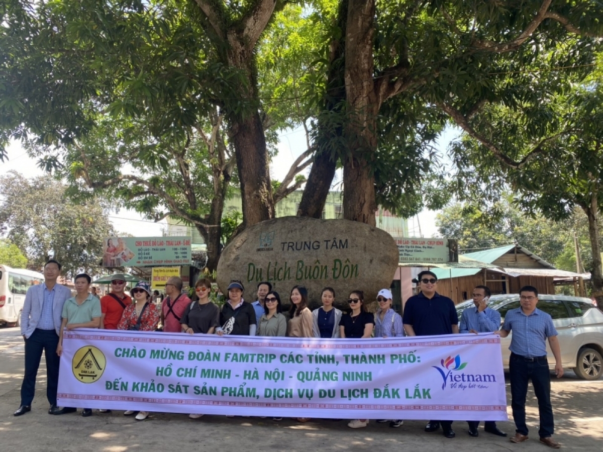 Uă mpồl lơh sa kă bro lòt sền nàng bơcri priă bơtàu tơnguh lòt nhơl Dăk Lăk