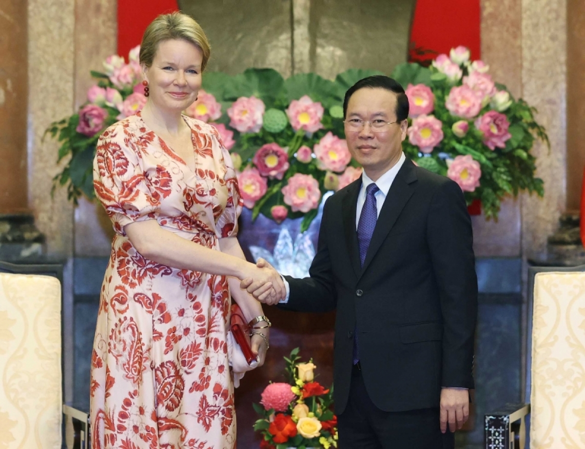 
Củ tịc lơgar ồng Võ Văn Thưởng wă rò Pơ ùr Bơtau lơgar Bỉ mơkung là Củ tịc ala măt UNICEF lơgar Bỉ dê