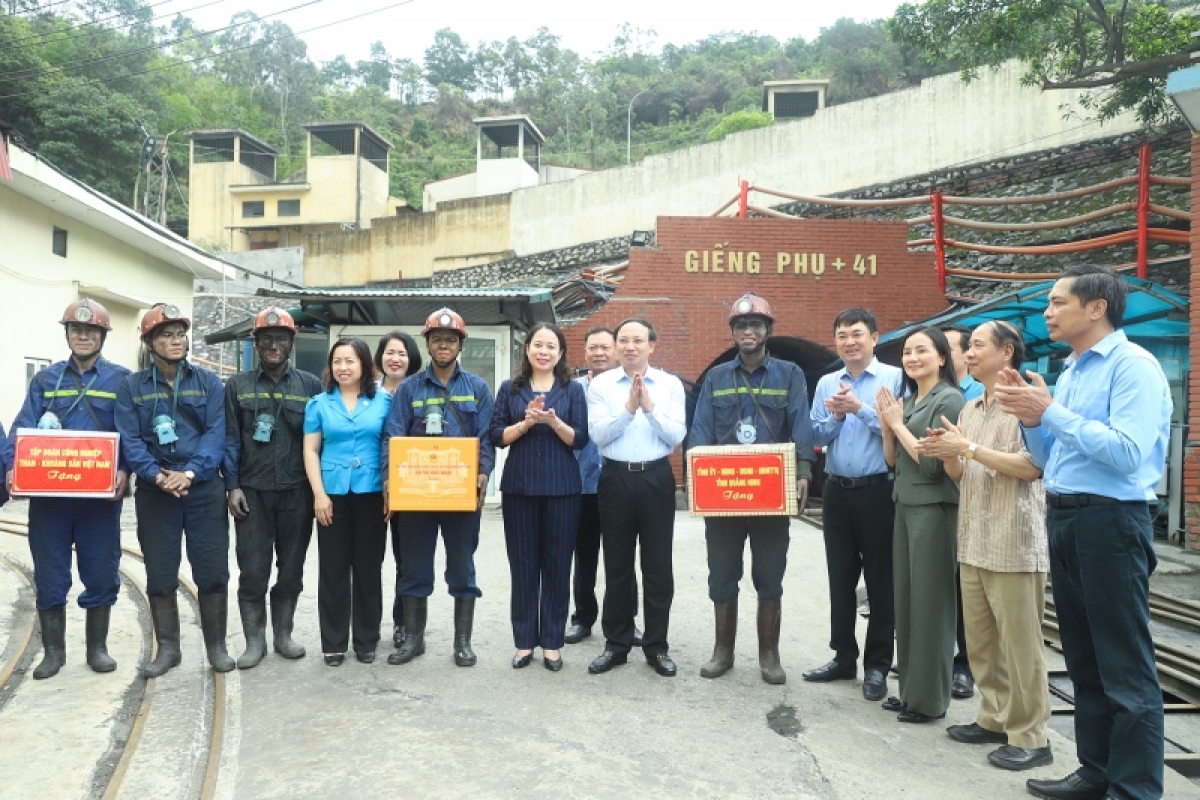 Jâ Võ Thị Ánh Xuân, Kăn phŏ hnê ngăn tơnêi têa trâm mâ kŏng nhân kơvâ kơchâ