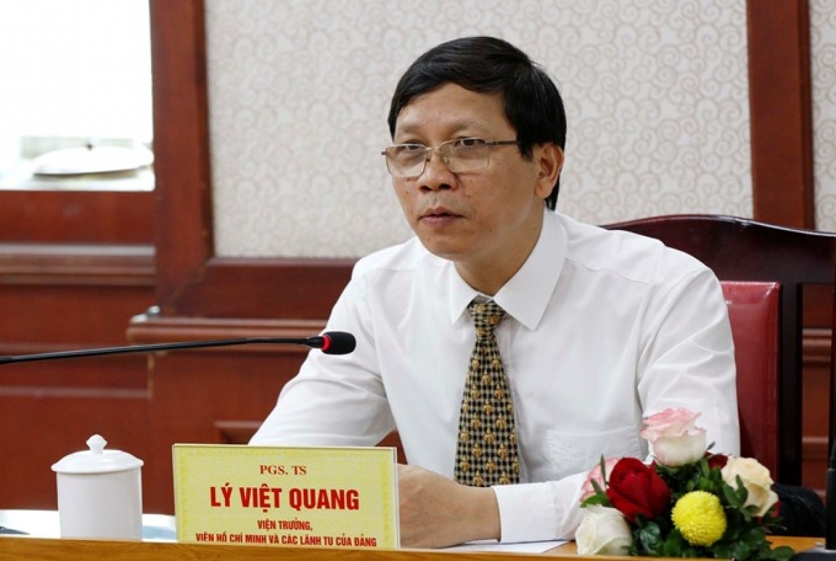 PGS. TS Lý Việt Quang- Akaok Viện Hồ Chí Minh saong dom urang pan akaok di Đảng