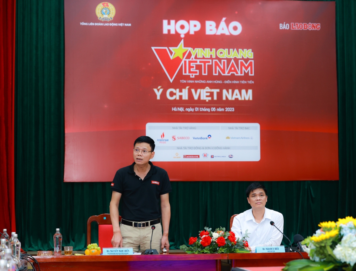 Jơnum lăi pơthâo bruă brơi Pri Vinh quang Việt Nam