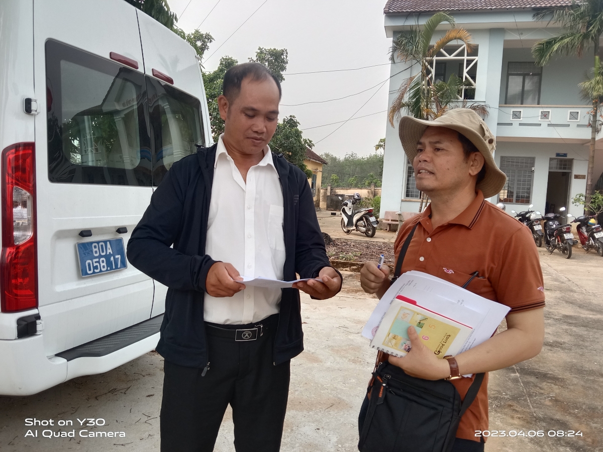 A Ku, Kŏng chưk Văn hóa – Xã hội cheăm Văn Lem tối ‘na hnoăng cheăng rak vế ƀă mơdêk mâu ki kơnía mơhno túa lĕm tro a cheăm pơlê