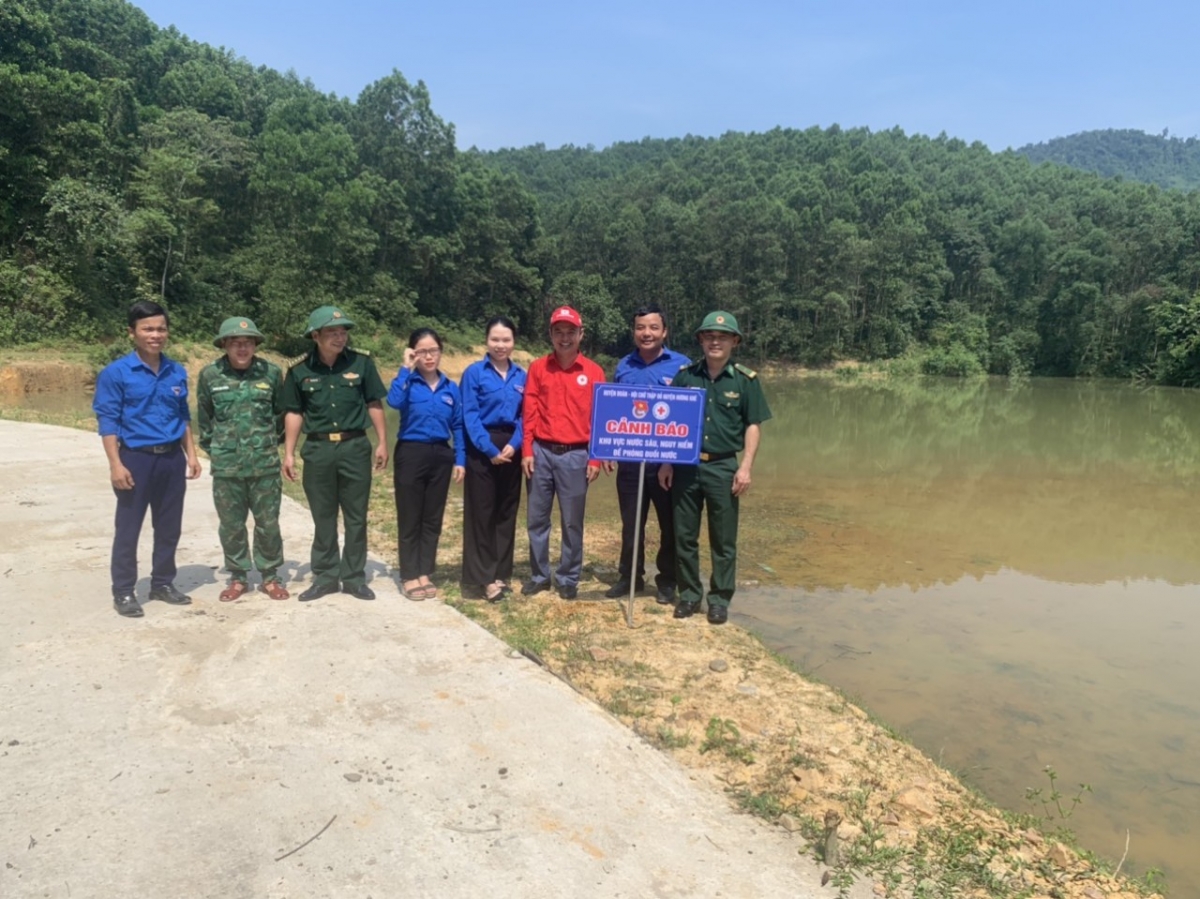 
Tâp loăng tâ ki chêh tơbleăng hbrâ mơdât klâk têa a cheăm Phú Gia, tơring Hương Khê, kong pơlê Hà Tĩnh