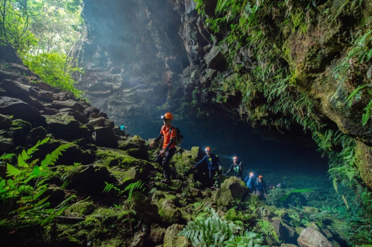  Kiâp hmốu ngo on C7 tung Kiâp hmốu lâp plâi tơnêi UNESCO Dak Nông xŏn troh lối 1.240m