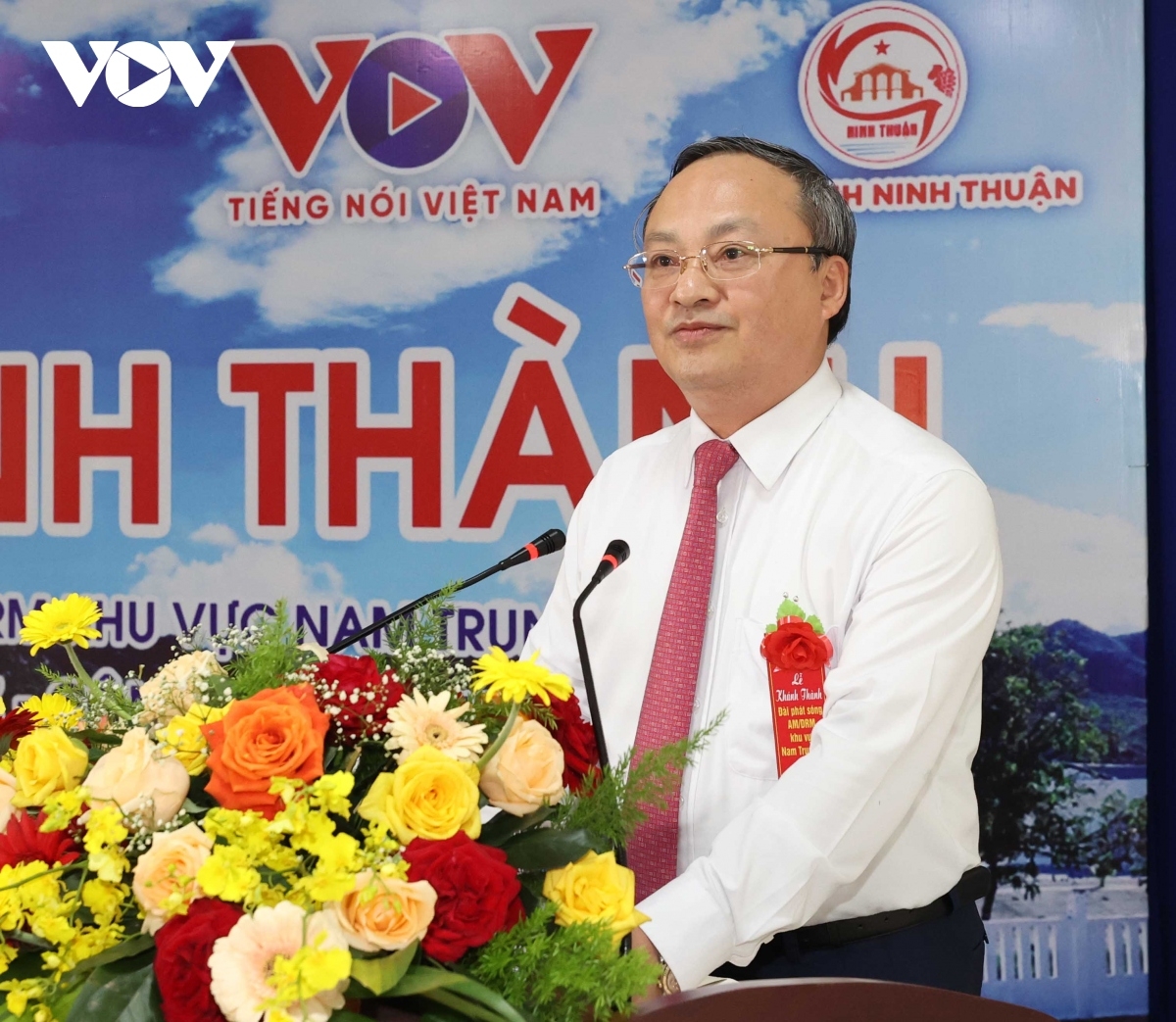 Tổng Giám đốc Đài TNVN Đỗ Tiến Sỹ phát biểu tại Lễ khánh thành Đài phát sóng Nam Trung Bộ.