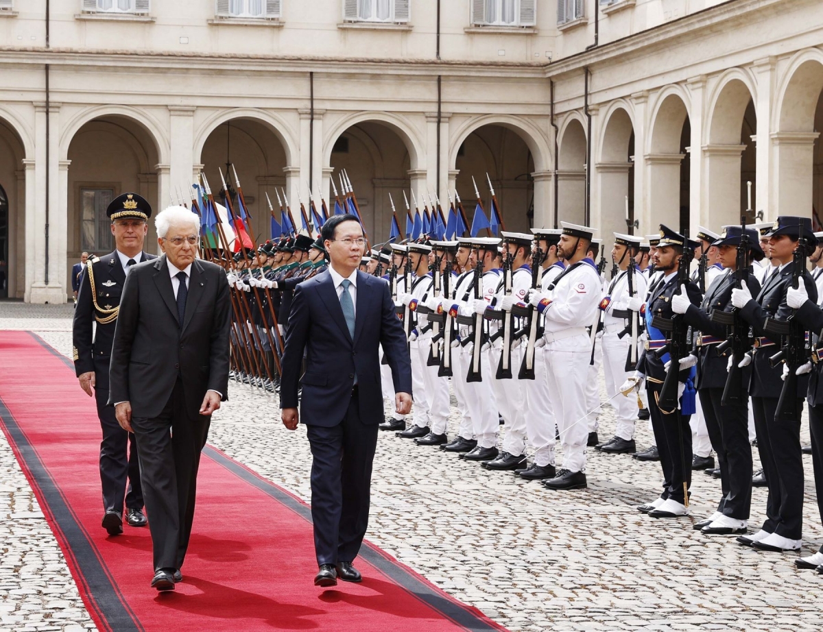 Pôa Võ Văn Thưởng, Kăn xiâm hnê ngăn tơnêi têa ƀă pôa Sergio Mattarella, Kăn xiâm pơkuâ kong têa Italia ngăn khu lêng ki prôk pơtăng