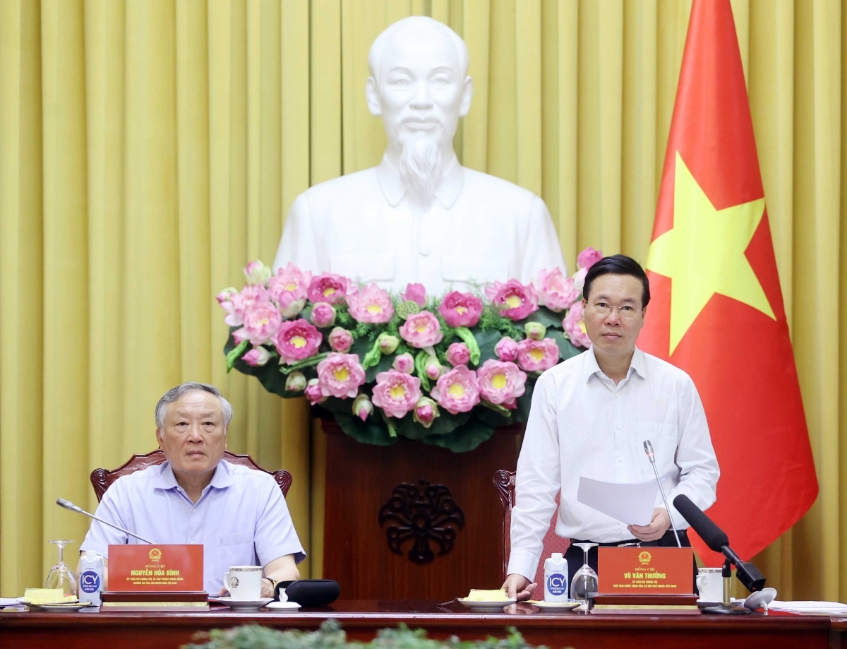 Pôa Võ Văn Thưởng, Kăn xiâm hnê ngăn tơnêi têa pơkuâ hâi pêi cheăng