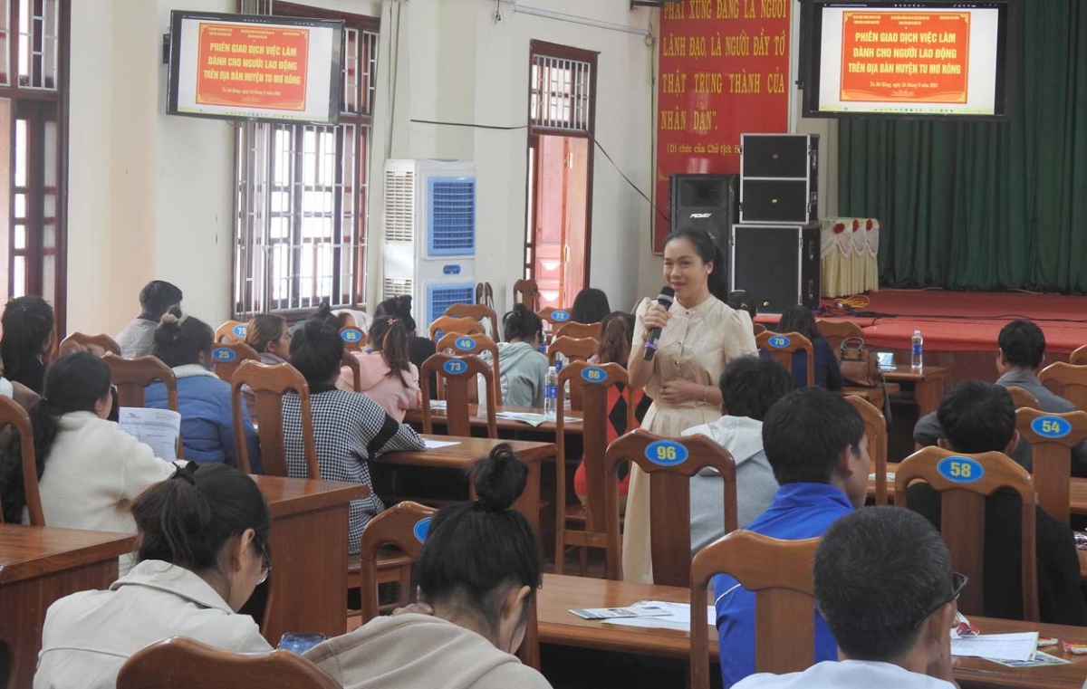 
Tang măt anih jang chă bơngai jang roi tơƀôh tơdrong jang ăn bơngai jang Xơ Đăng