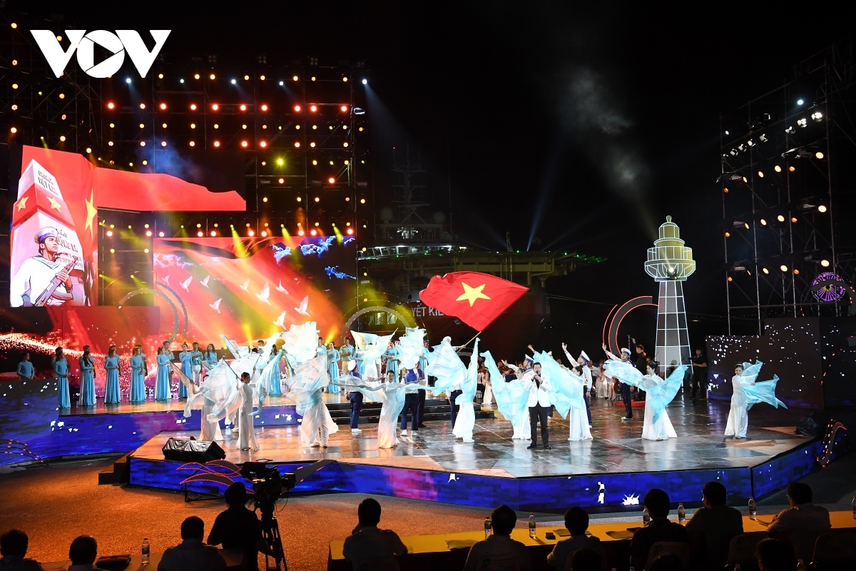 Lơh lồi dŭt broă lơh “Pràn pas bơh dà lềng ƀòn lơgar” tàm Anih mpồl ling klàng ơhò ơm Nha Trang