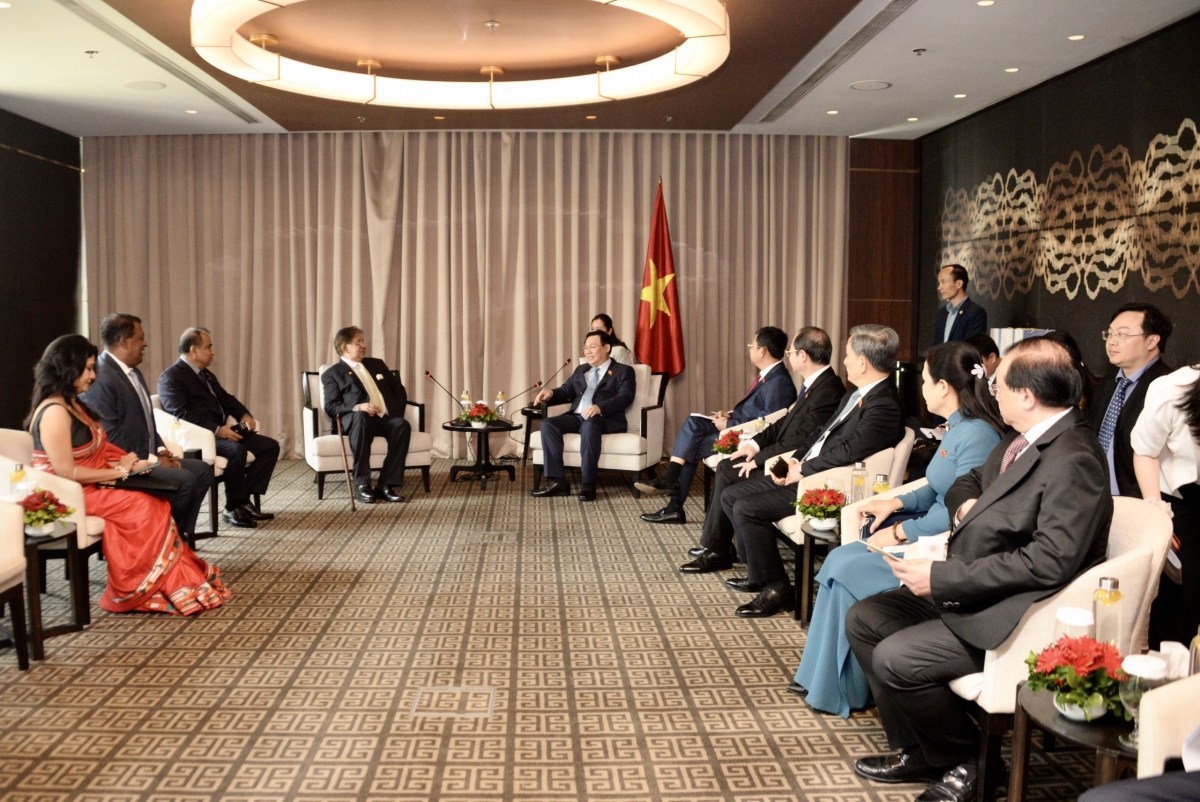 
Kơdră Quốc hội Vương Đình Huệ sơng Kơdră Khul jang tơbôl Bangladesh - Việt Nam