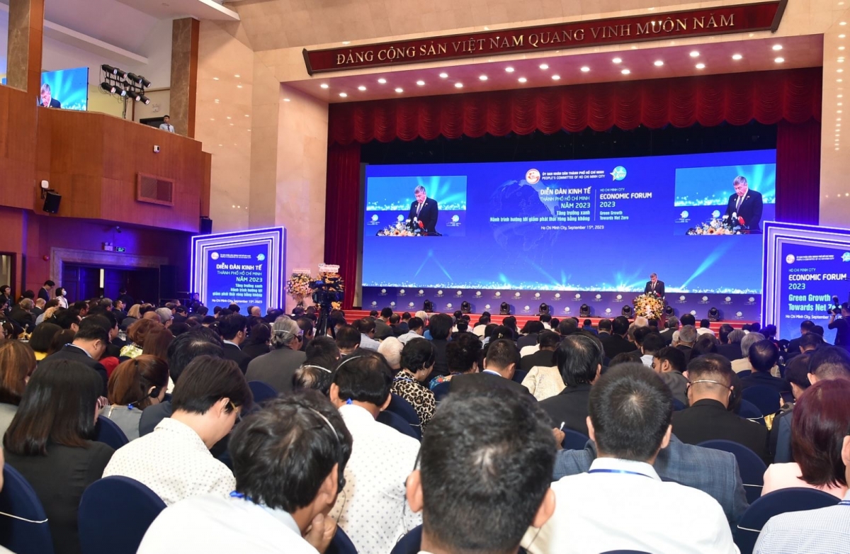 Tíu po hôp tơpui tơno cheăng kâ Pơlê kong kân Hồ Chí Minh