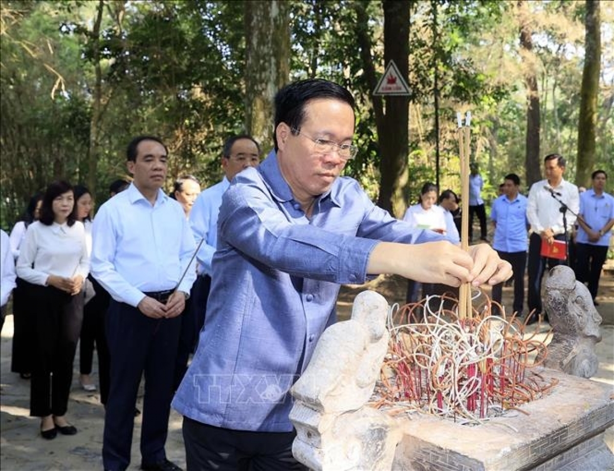 Kruanh dak Võ Văn Thưởng mpoh kthup tâm nkuăl nkah ơm bah neh dak Tân Trào